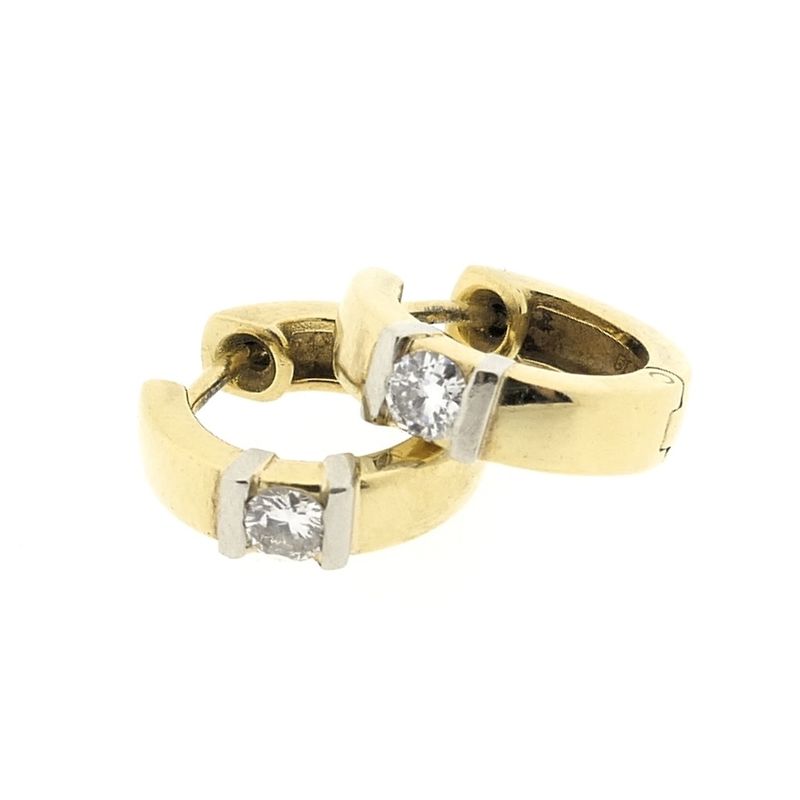 Image 4 of Gold stud earrings with diamond | 0.32 ct.