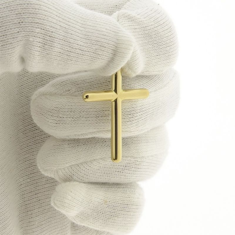 Image 10 of Gold pendant of a cross