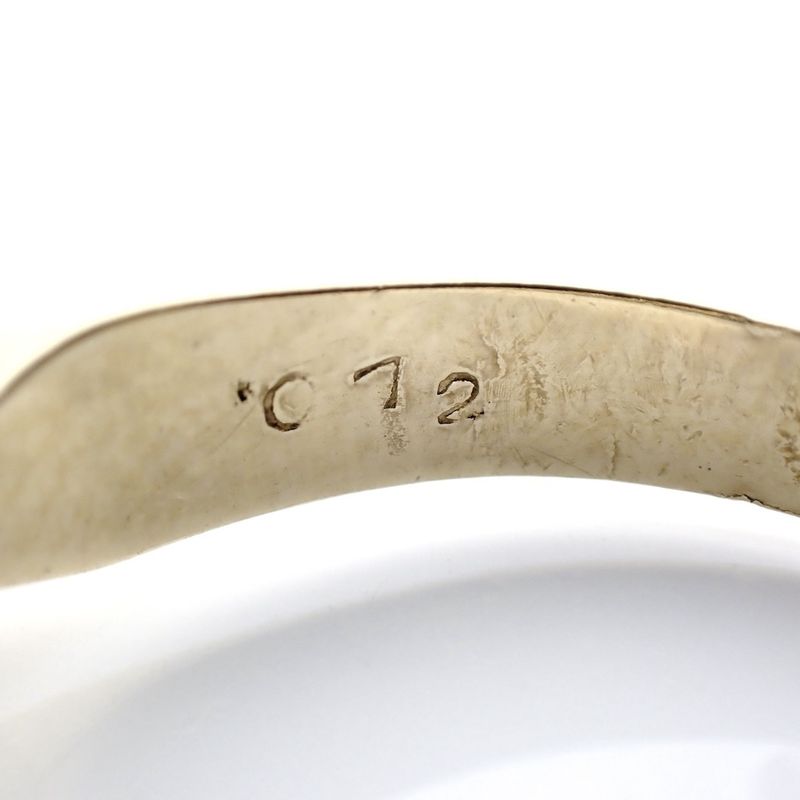 Image 8 of Vintage gold solitaire ring with 0.12 ct diamond.