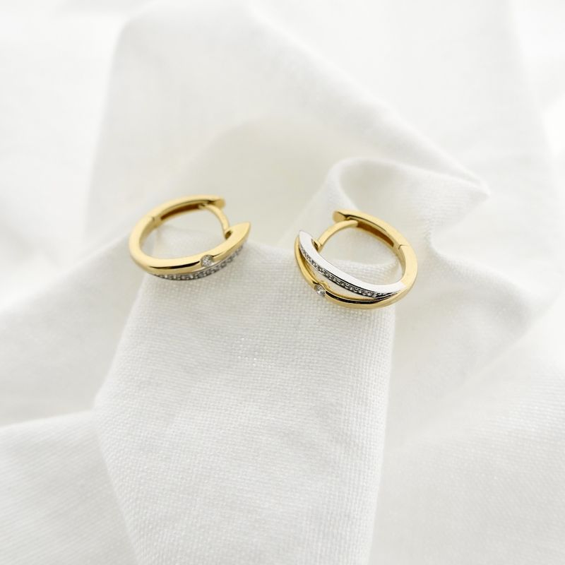 Image 4 of Two-tone gold earrings with diamonds | 0.11 ct.