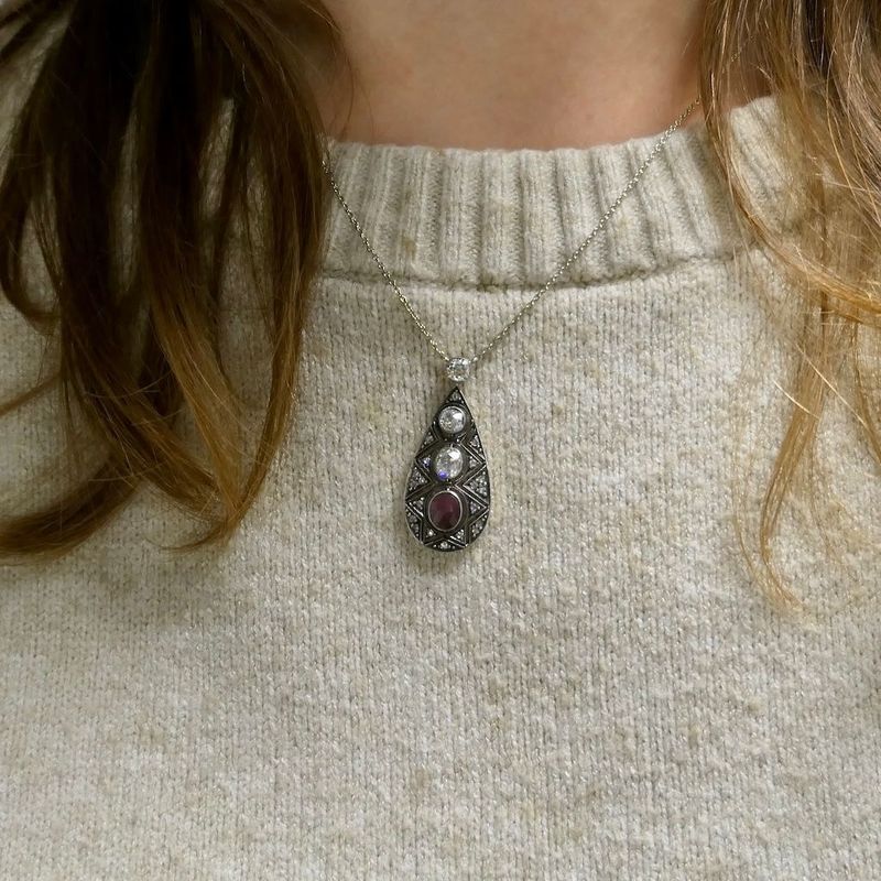 Image 12 of White gold necklace with fixed pendant and diamonds; Approx. 0.50 ct.