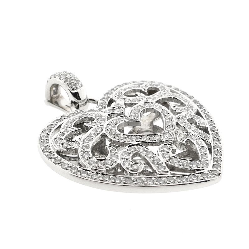 Image 4 of White gold heart pendant with diamonds; 0.815 ct.