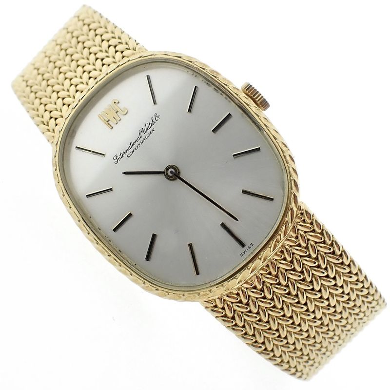 Image 14 of IWC Schaffhausen; Vintage 18-carat yellow gold men's watch