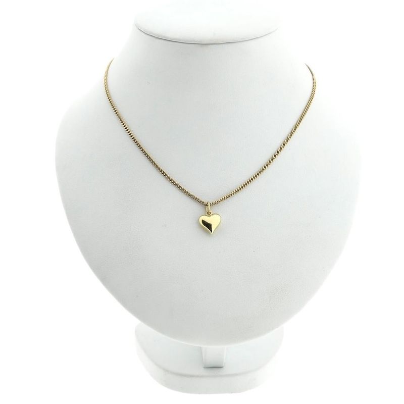 Image 3 of Gold pendant of a heart