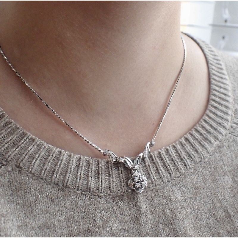 Image 10 of White gold S-link necklace with diamond | Approx. 0.34 ct.
