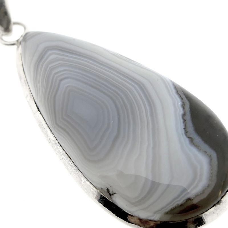 Image 4 of Silver pendant with agate