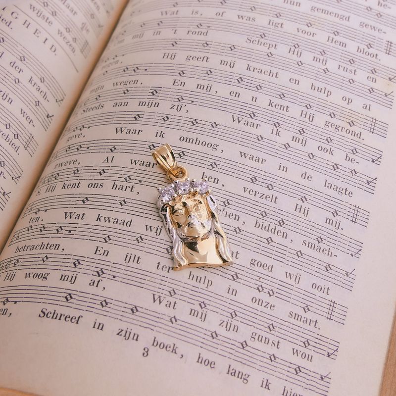 Image 4 of Gold pendant of Christ with zirconia stones