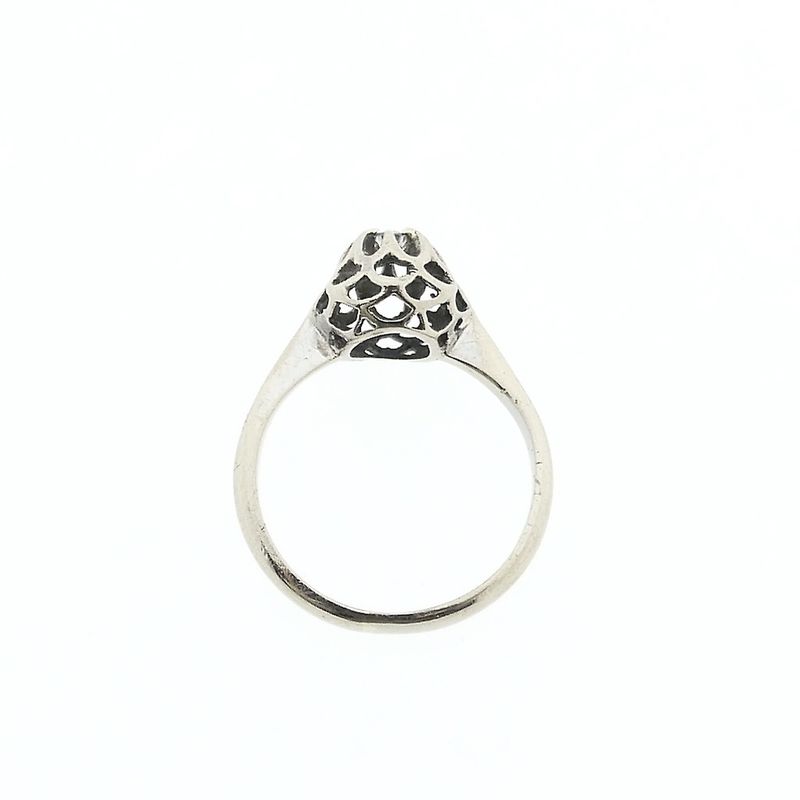 Image 4 of White gold solitaire ring with diamond; 0.10 ct.