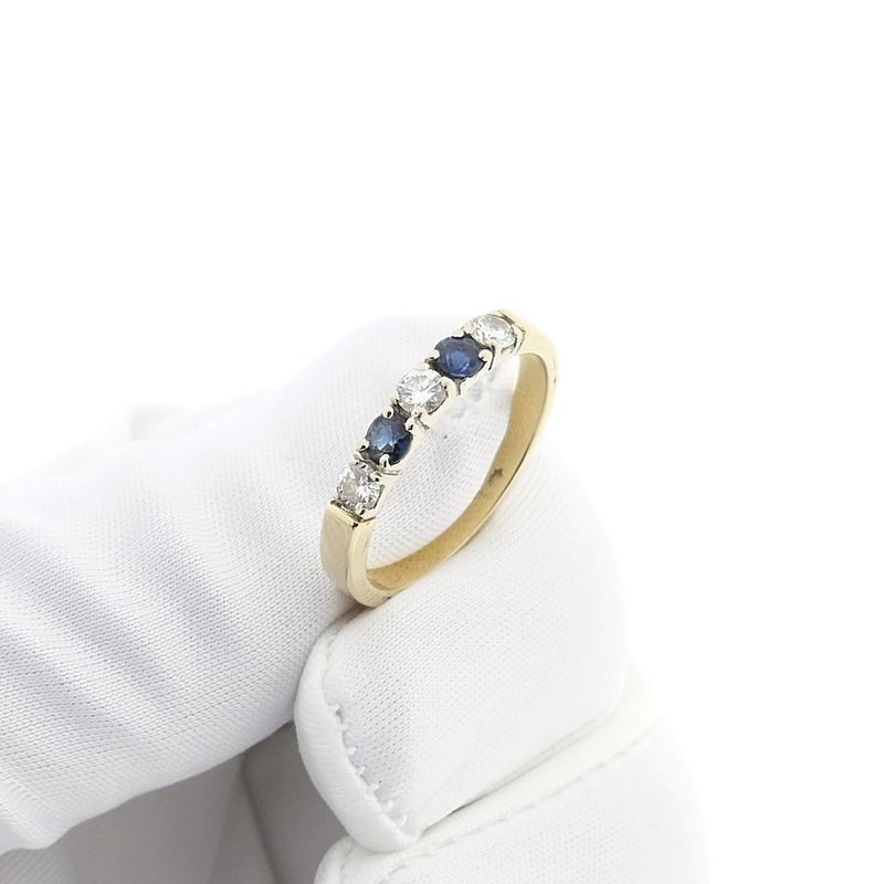 Image 10 of Gold ring with sapphire and diamond | 0.30 ct.