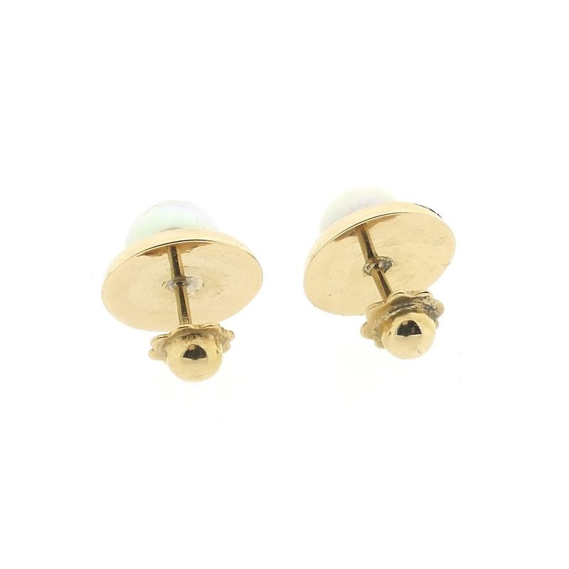 Image 10 of Gold stud earrings with pearl