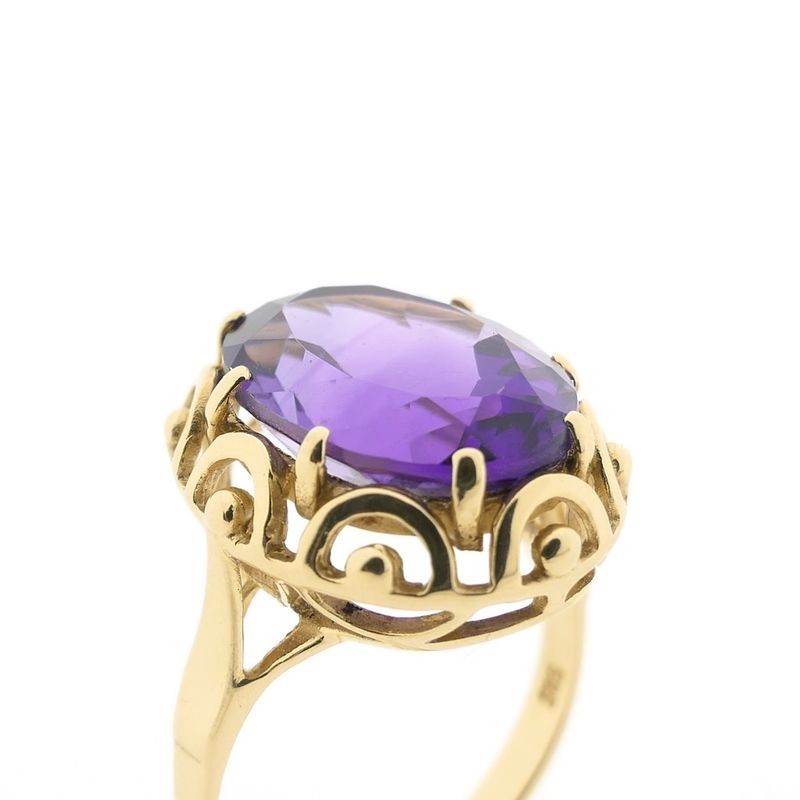 Image 3 of Gold ring with amethyst | Vintage