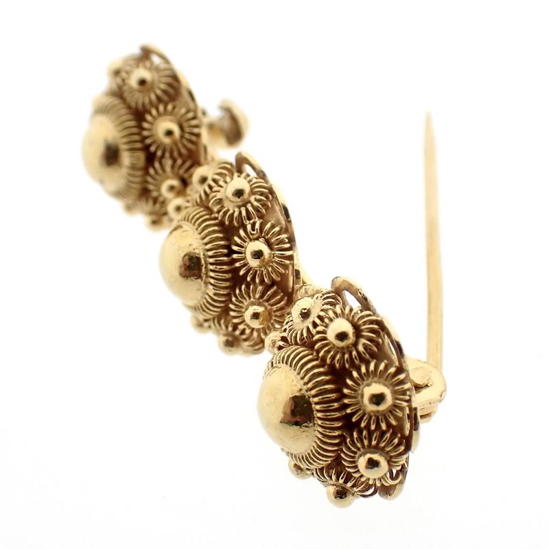 Image 7 of Golden Zeeland button brooch