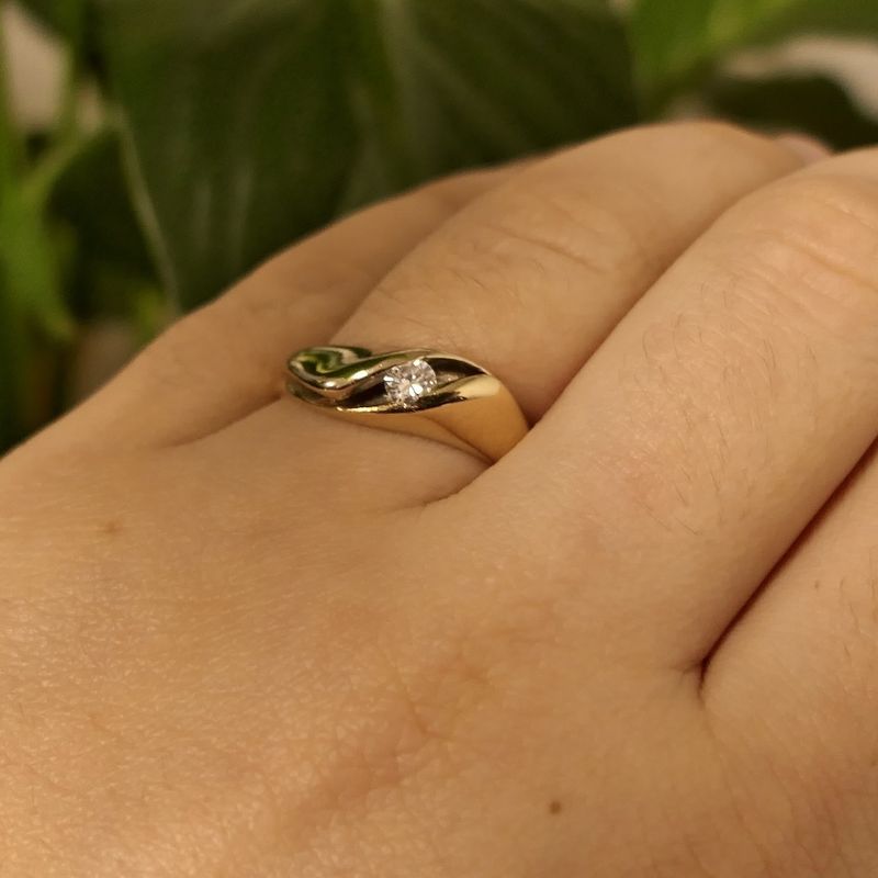 Image 10 of Two-tone gold solitaire ring with diamond