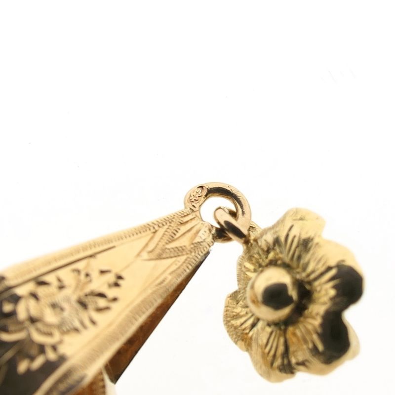 Image 10 of Gold pendant with quartz