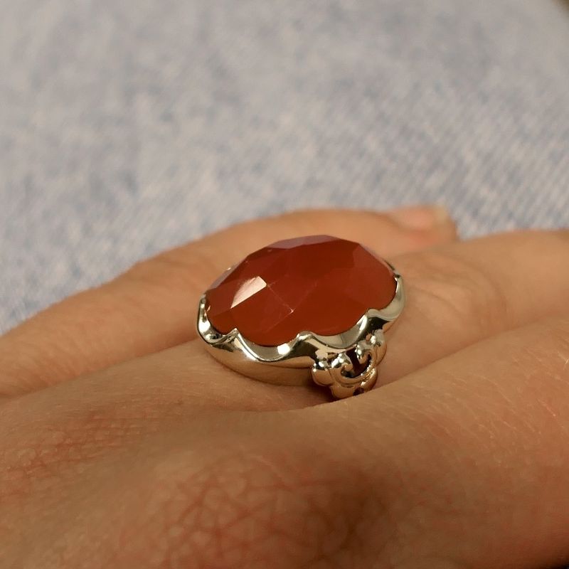 Image 6 of Gold ring with carnelian