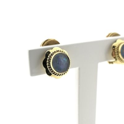 Gold clip-on earrings with precious opal | Vintage Image 2 of Gold clip-on earrings with precious opal | Vintage