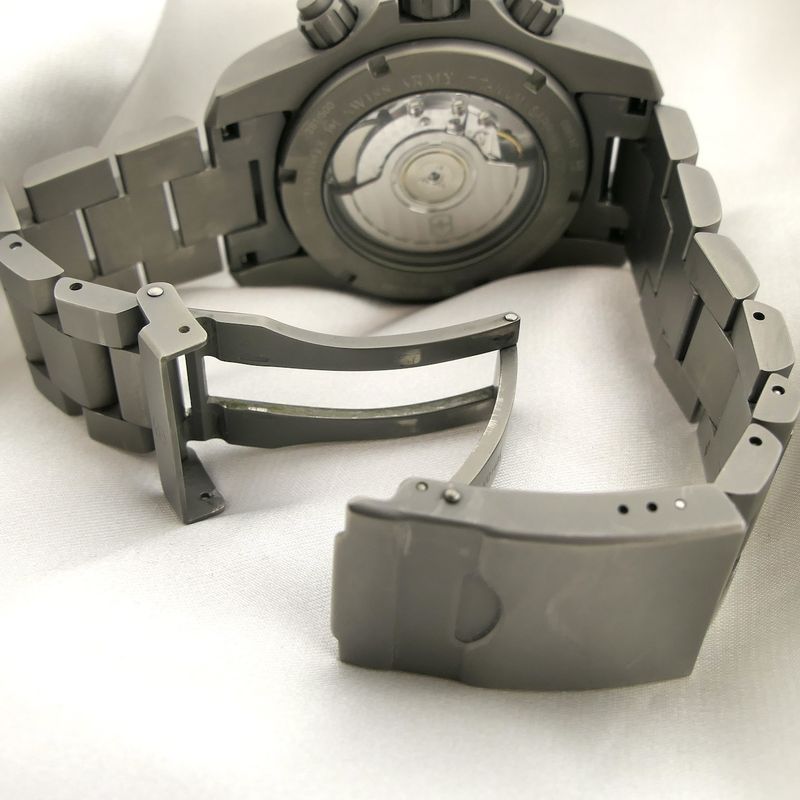 Image 16 of Victorinox Swiss Army Dive Master 500 'Limited Edition' 241660; Automatic chronograph diving watch