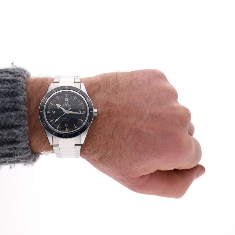 Image 15 of Omega Seamaster 300m Master Co-Axial Chronometer 233.30.41.21.01.001; Automatic Men's Watch