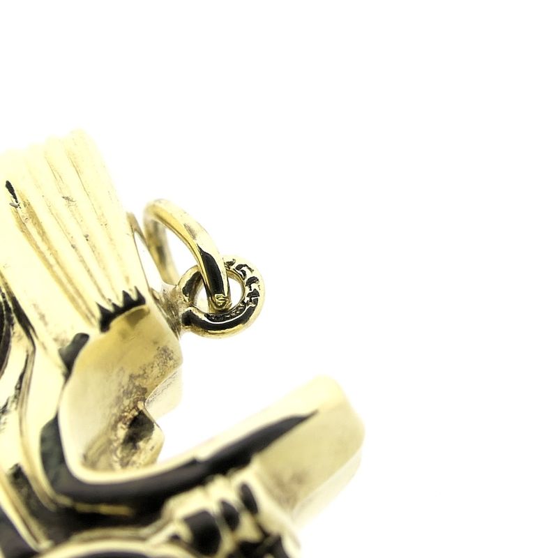 Image 7 of Gold pendant of a vintage car