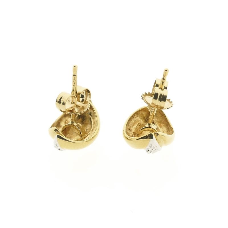 Image 12 of Gold stud earrings with diamond | 0.02 ct.