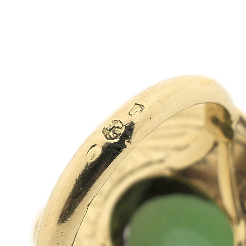 Image 6 of Gold Victorian ring with jade and rose-cut diamonds; approx. 0.32 ct.