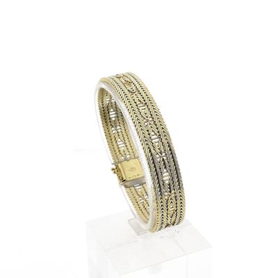 Image 1 of Gold Bracelet with Herringbone Pattern; 14 Karat; 18.5 cm