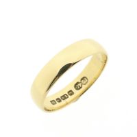 18 carat vintage gold ring