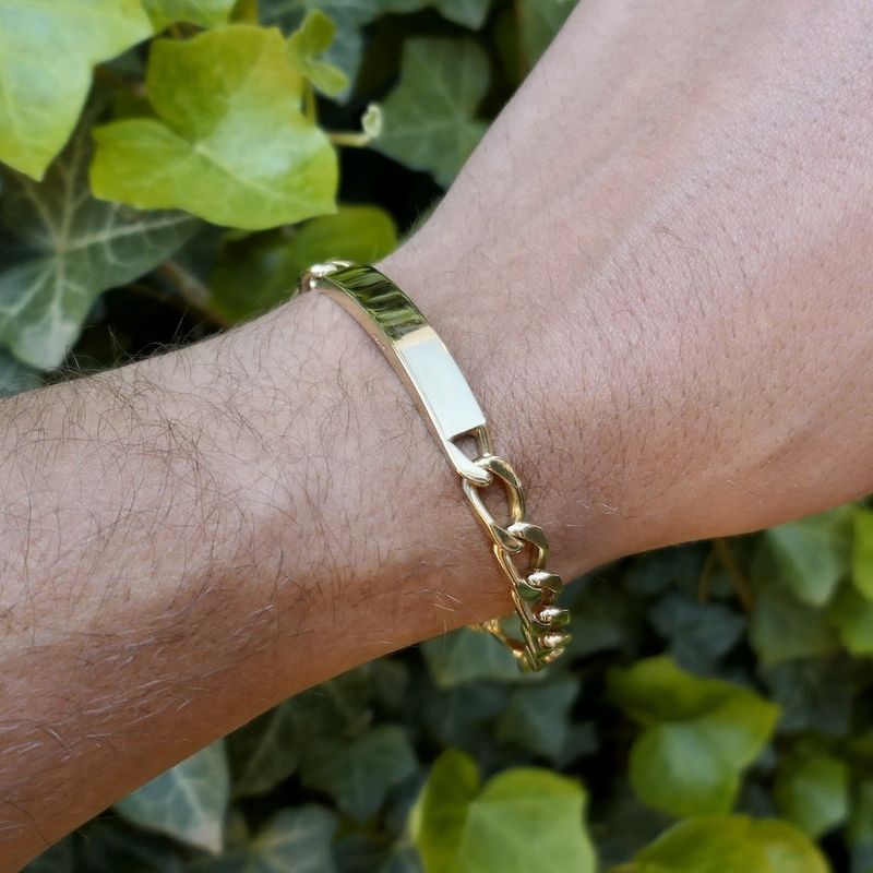 Image 13 of Exclusive gold flat gourmet link bracelet with engraving plate; BREV | 21.5 cm