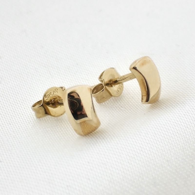 Image 4 of Golden fantasy stud earrings