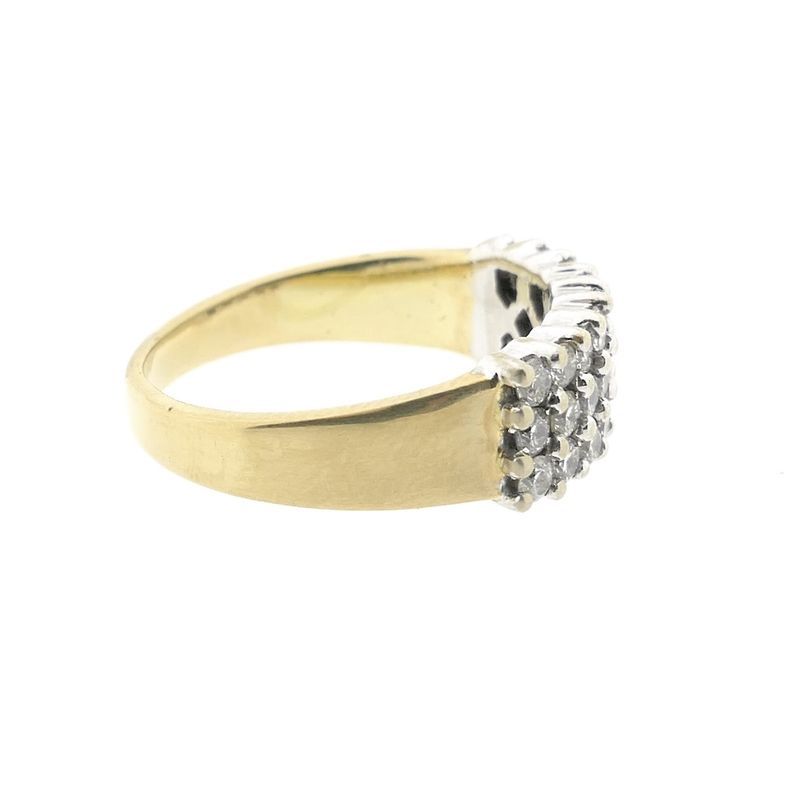 Image 5 of Golden Diamonde pavé ring with diamond; 1.08 ct.