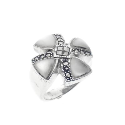 Image 1 of Silver ring with mother of pearl and marcasite