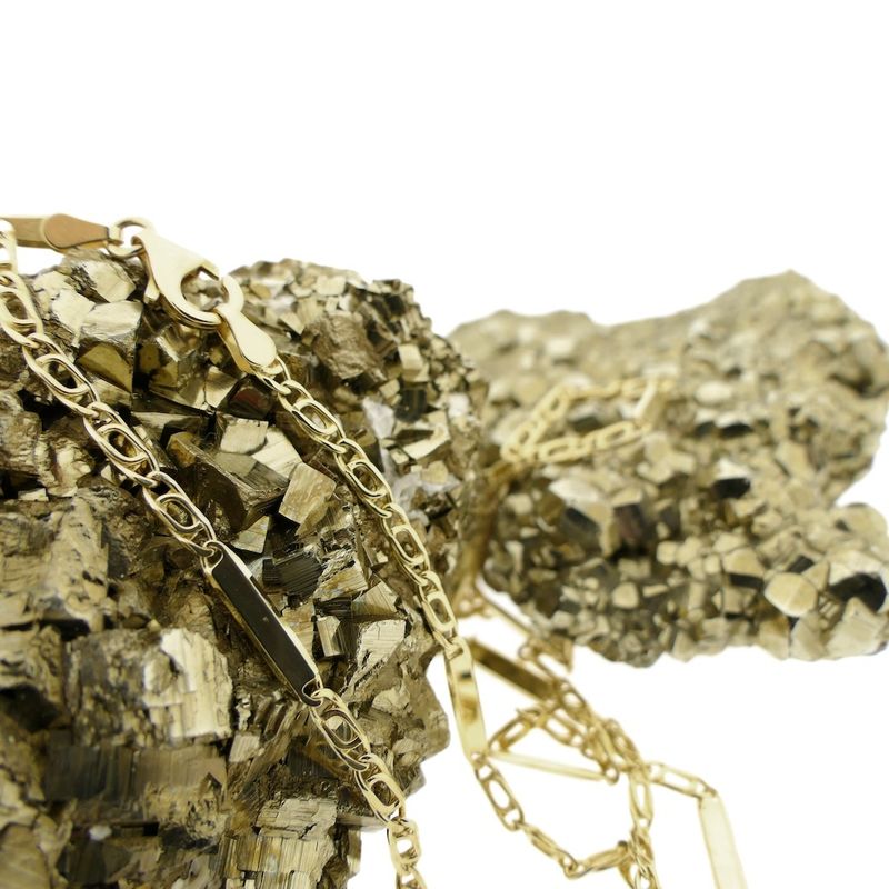 Image 2 of Gold closed figaro link chain | 46 cm