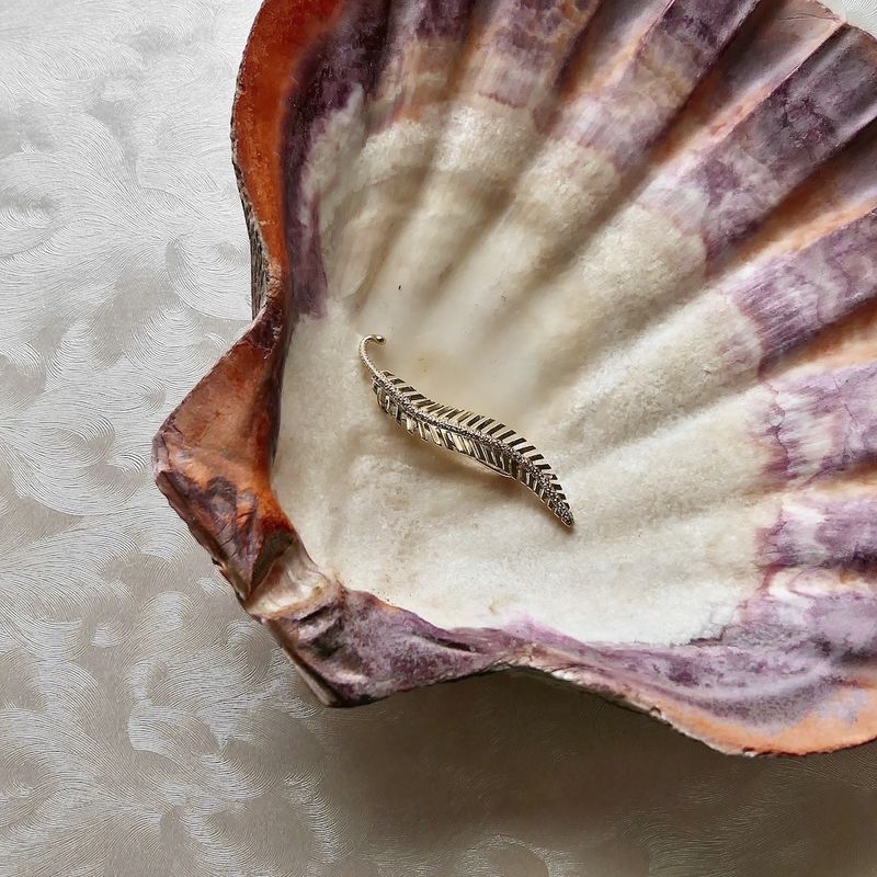 Image 2 of Vintage gold feather brooch