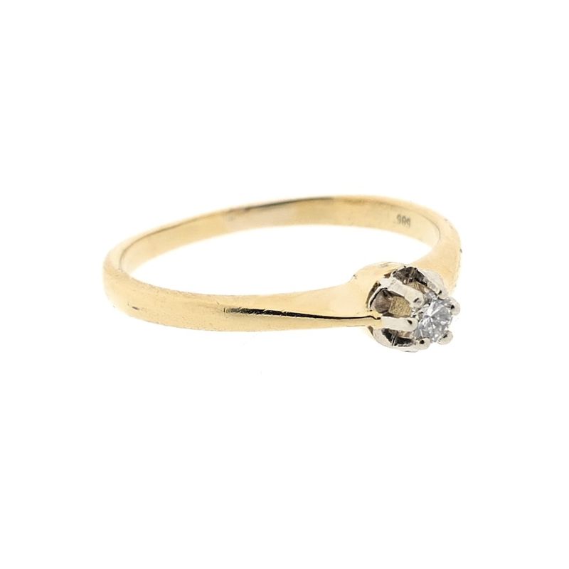 Image 5 of Gold solitaire ring with diamond | 0.07 ct. | Carnation