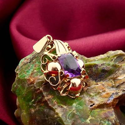 Image 2 of Bicolor Gold Pendant with Synthetic Purple Gemstone