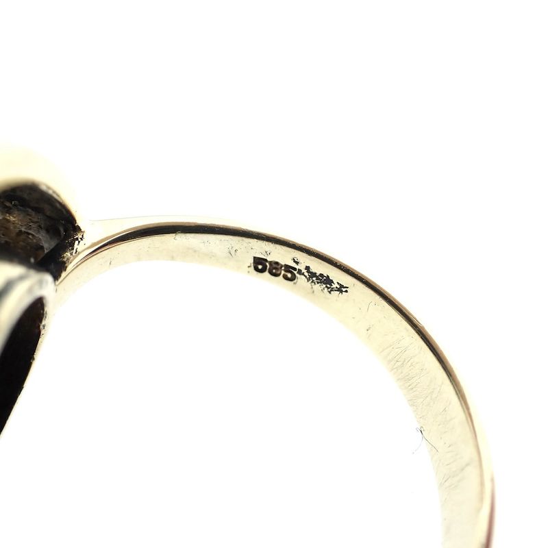 Image 4 of Gold ladies ring with malachite