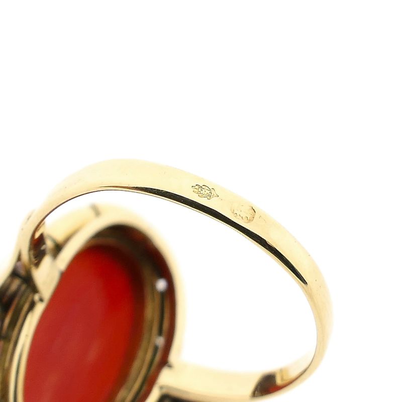 Image 8 of Vintage Gold Ring with Blood Coral