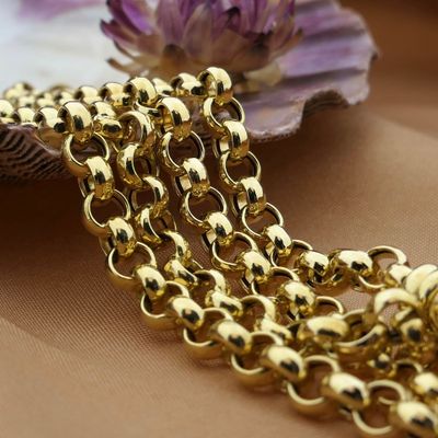 Image 2 of Gold jasseron link chain