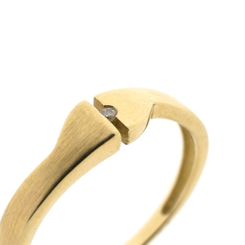 Image 3 of Gold ring with diamond; 0.01 ct.