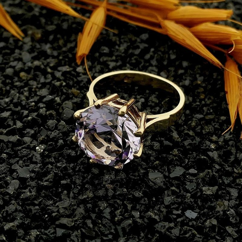 Image 3 of 9 carat solitaire ring with light pink zirconia