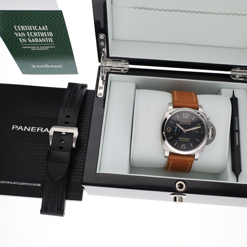 Image 24 of Panerai Luminor Marina 1950 '3 Days' PAM01312; Automatic men's watch