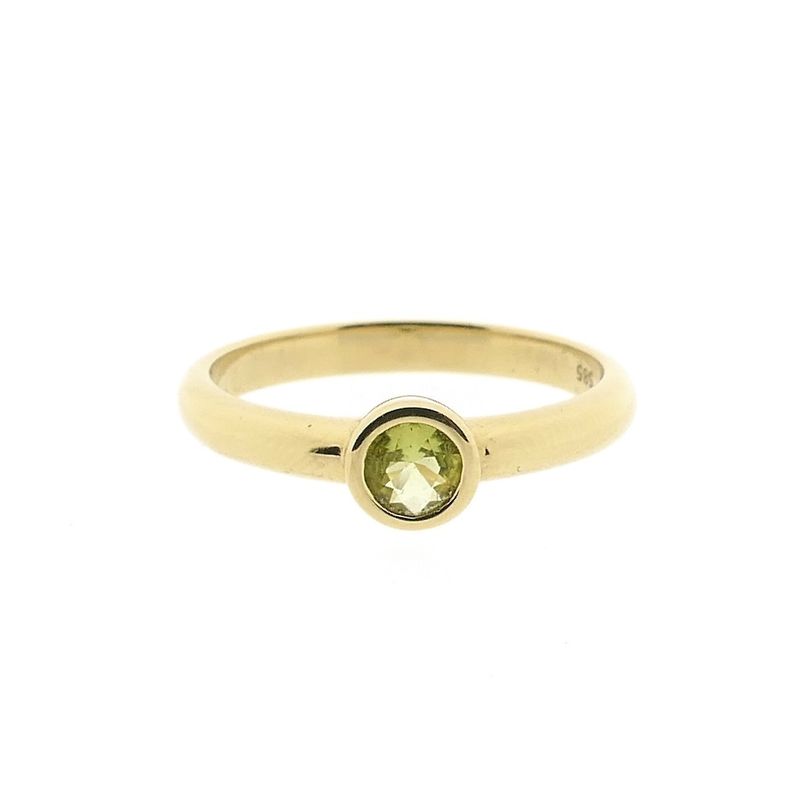 Image 3 of Gold ring with Peridot