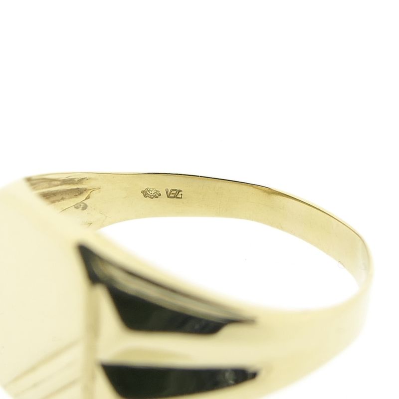 Image 6 of Gold signet ring | Vintage