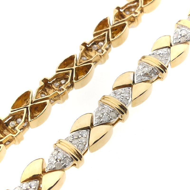 Image 7 of Solid gold necklace with diamonds; Approx. 7.68 ct.