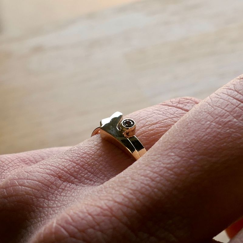 Image 10 of Gold ring with zirconia