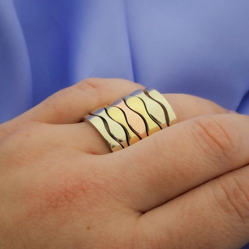 Image 6 of Gold ring set