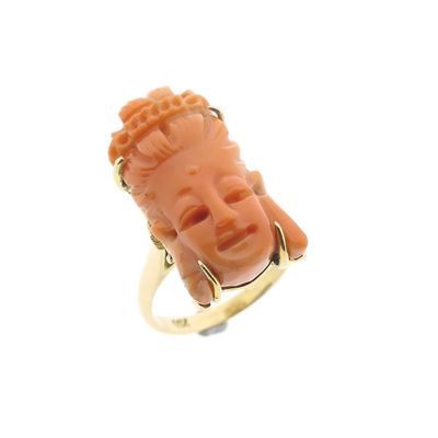 Vintage gold ring from Kuan Yin in red coral Image 2 of Vintage gold ring from Kuan Yin in red coral
