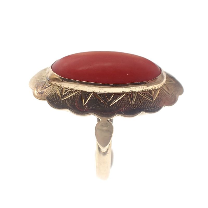 Image 5 of Gold ring with red coral | Vintage