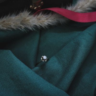 Image 2 of Gold solitaire ring with diamond 0.17 ct.