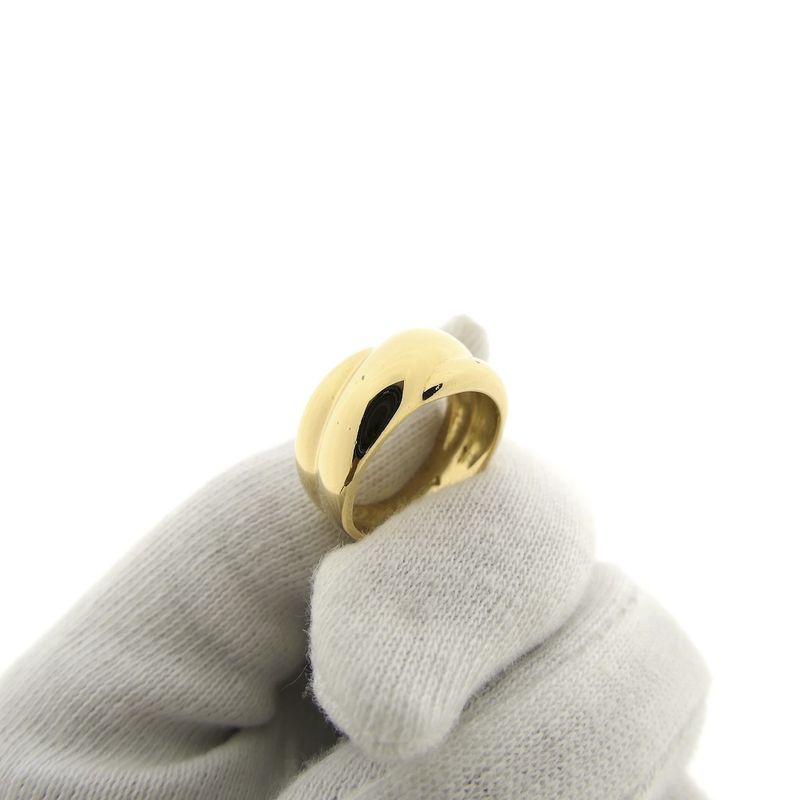 Image 2 of Gold ring with a domed design